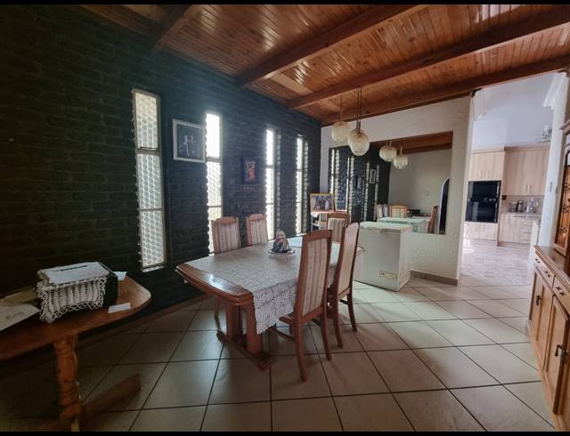 3 BEDROOM APARTMENT BLOCK FOR SALE IN SONLAND PARK